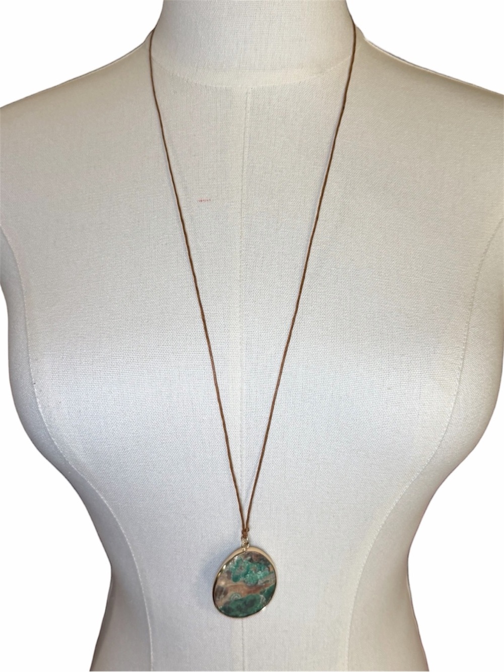 CW Green Marble Stone Pendant Necklace - Picture 4 of 5